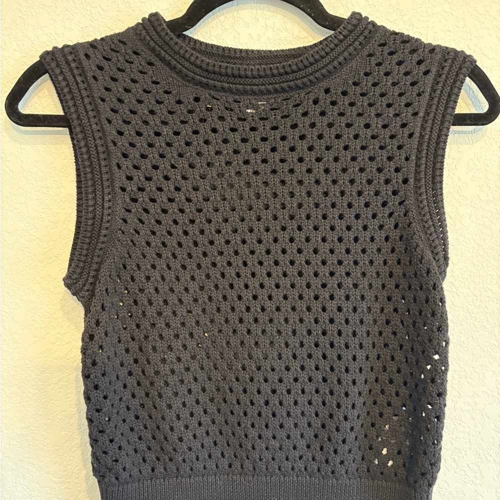 Sincerely Jules Black Open Knit Sweater Vest Sleeveless Crochet Size M - Picture 2 of 9